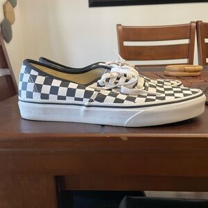 Vans checkered shoe